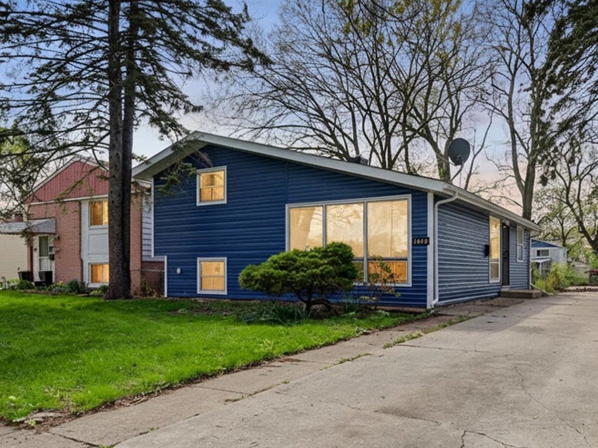 16420 Paulina Street, Markham, IL 60428