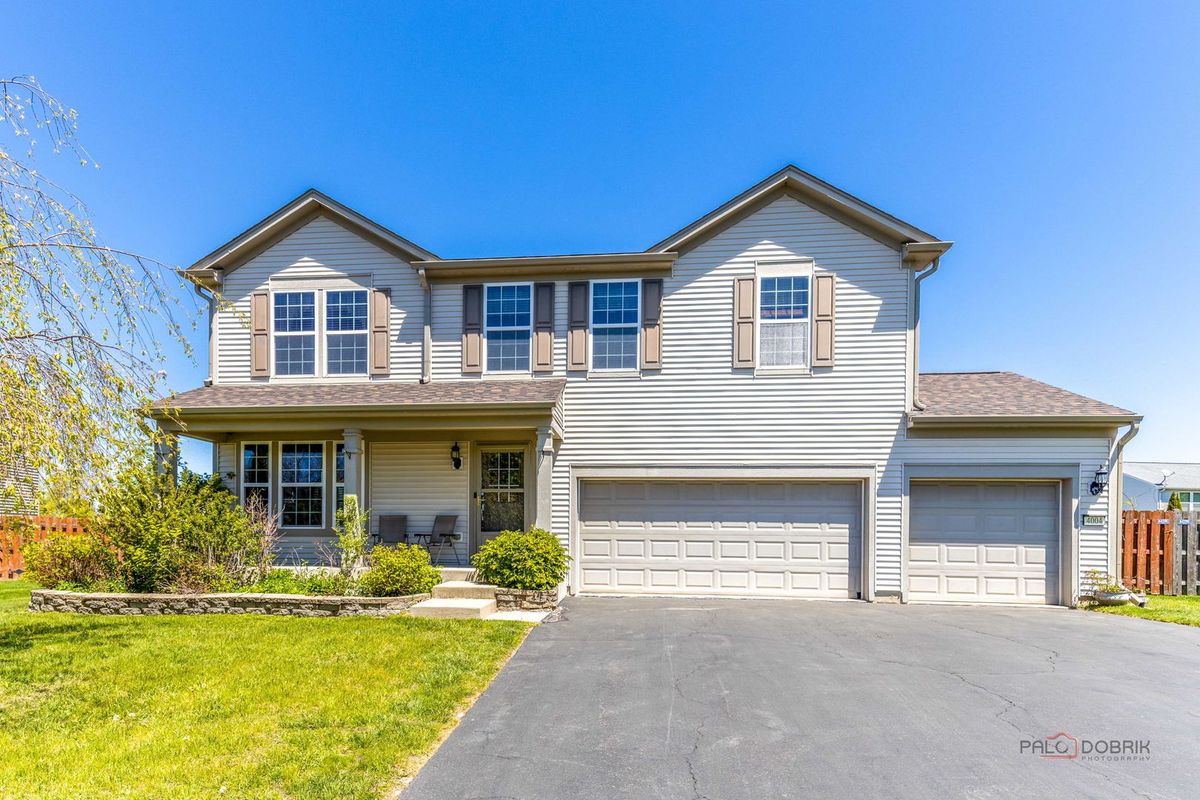 4004 Cypress Drive, Zion, IL 60099