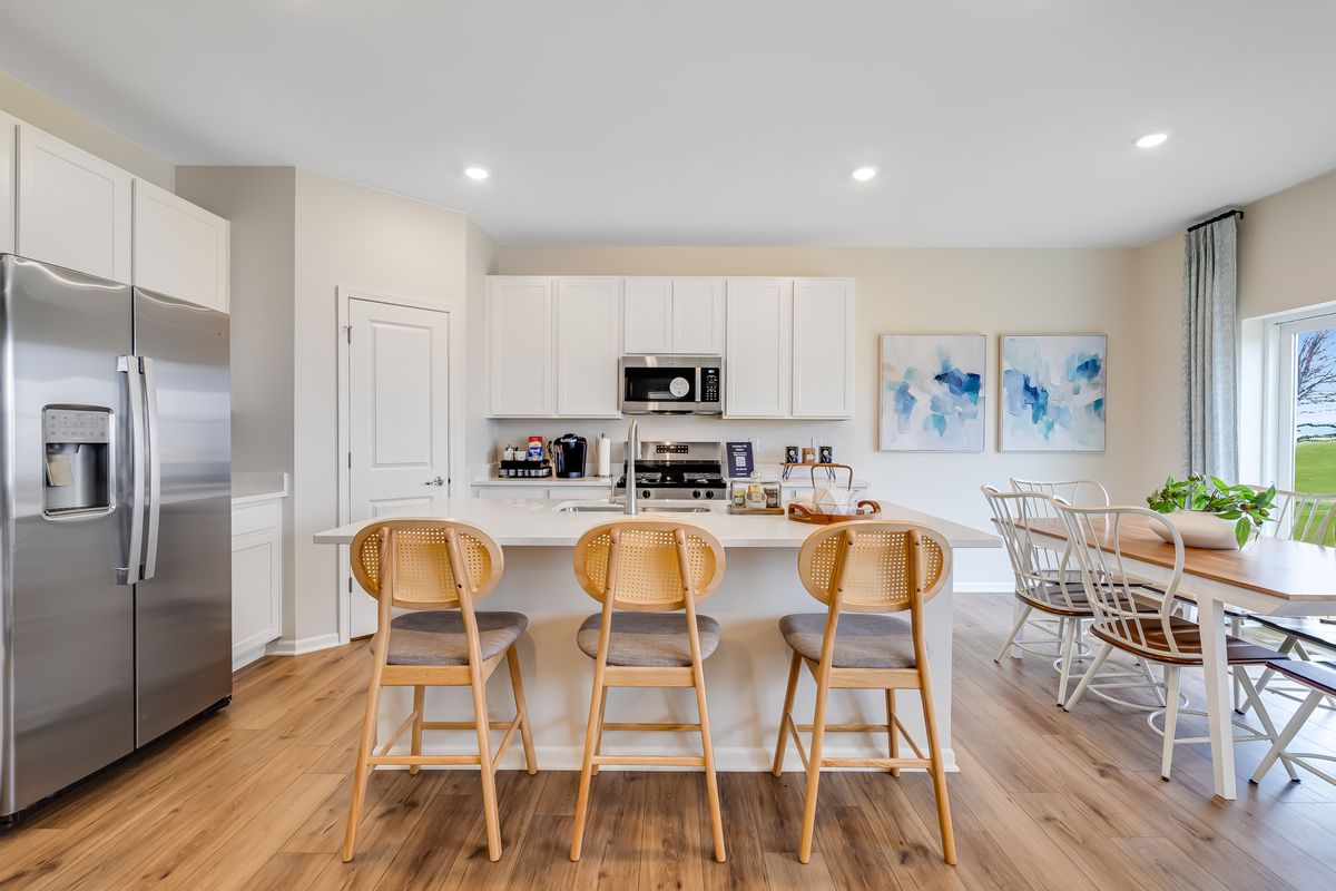 756 Ashton Drive, Maple Park, IL 60151