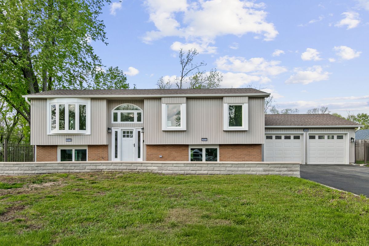 2824 Jonquil Lane, Woodridge, IL 60517