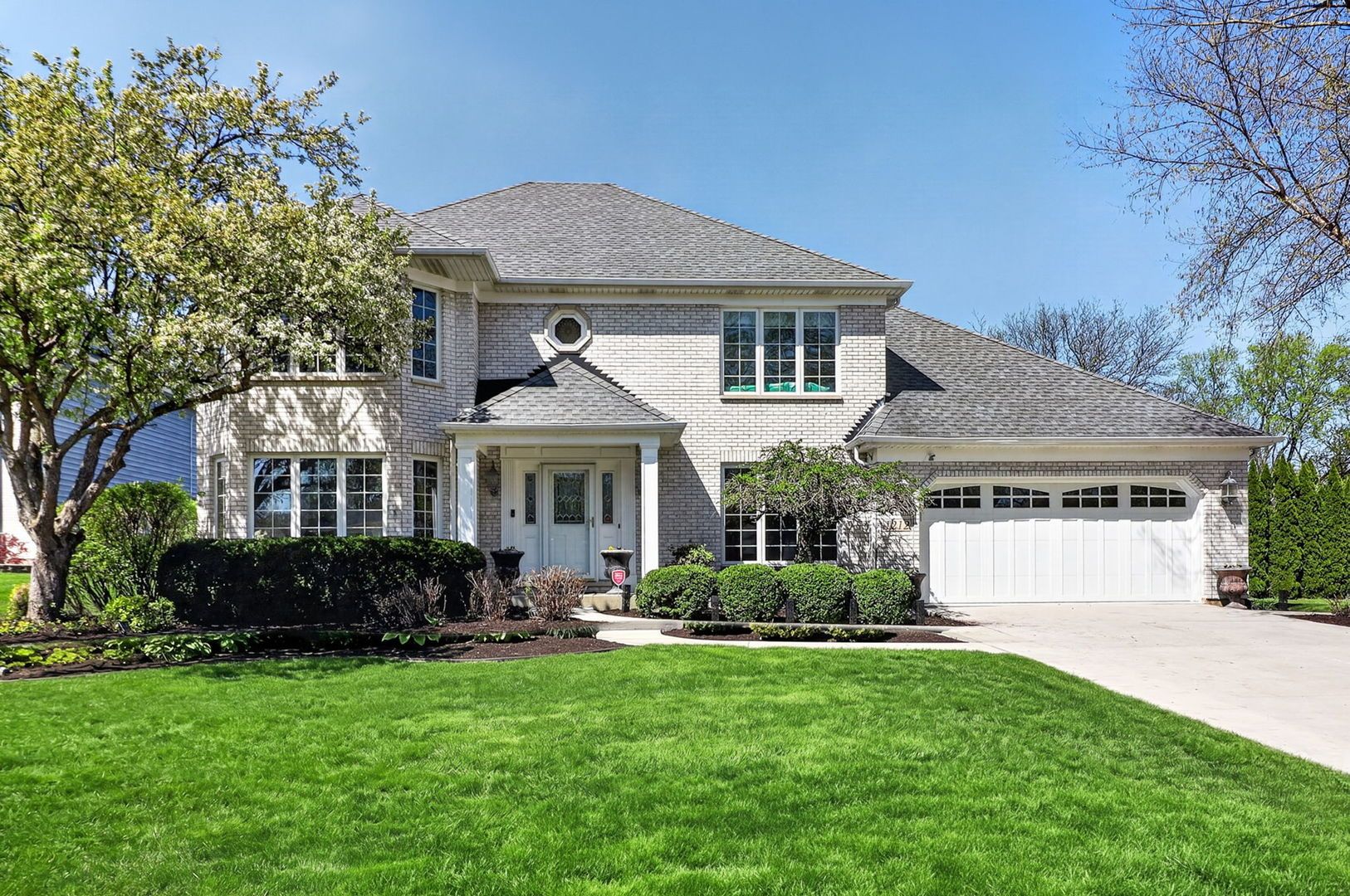 1212 Richfield Court — Woodridge, IL 60517