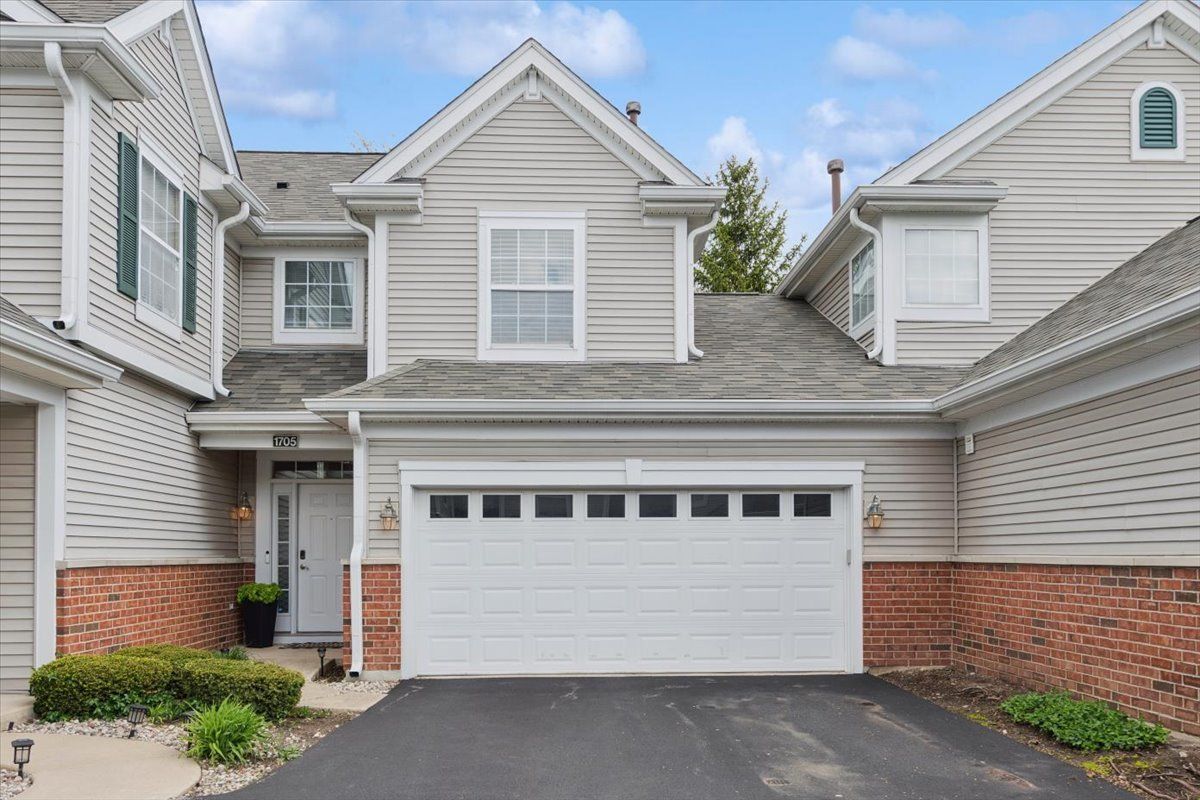 1705 Pontarelli Court — Aurora, IL 60504