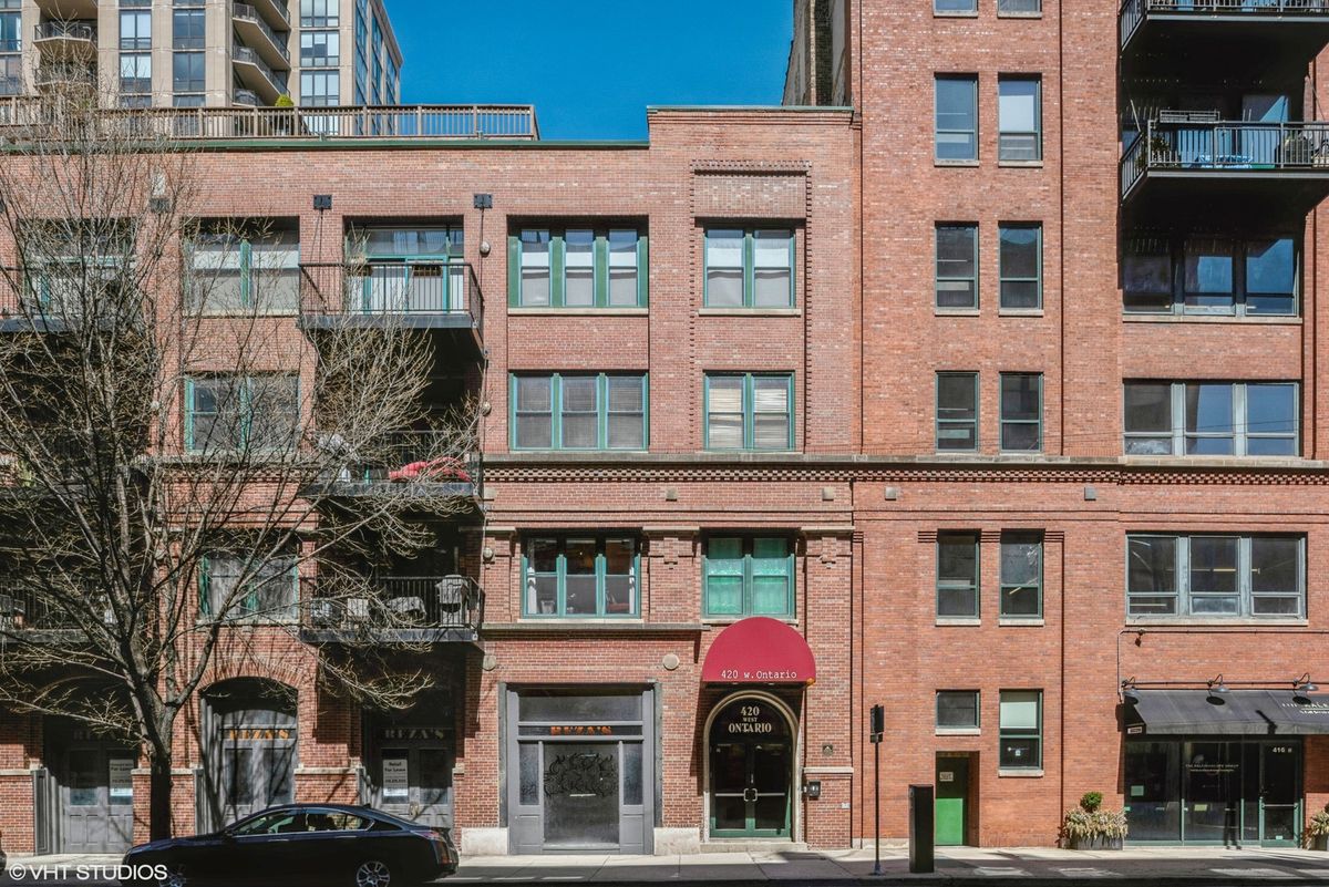 420 ONTARIO Street, Chicago, IL 60610