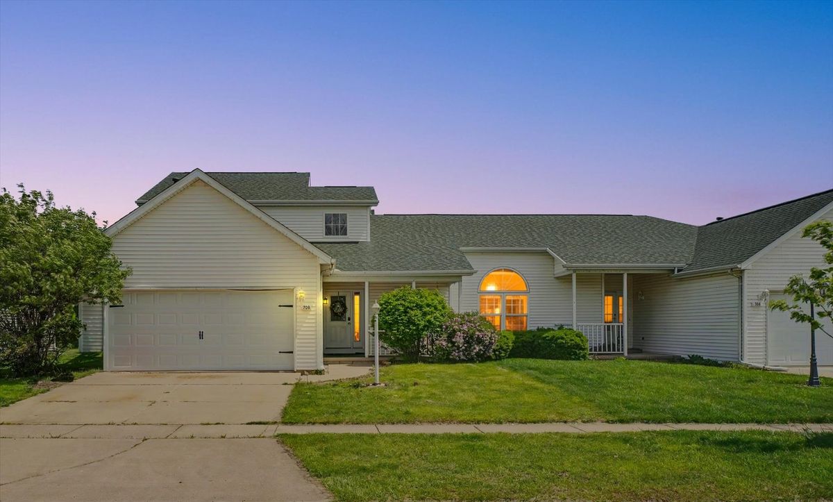 708 Erin Drive, Champaign, IL 61822