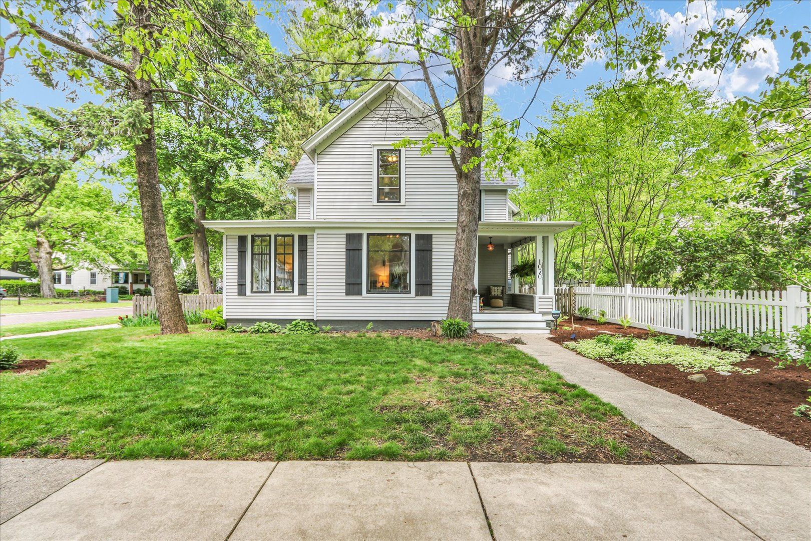 1020 W Church Street — Champaign, IL 61821