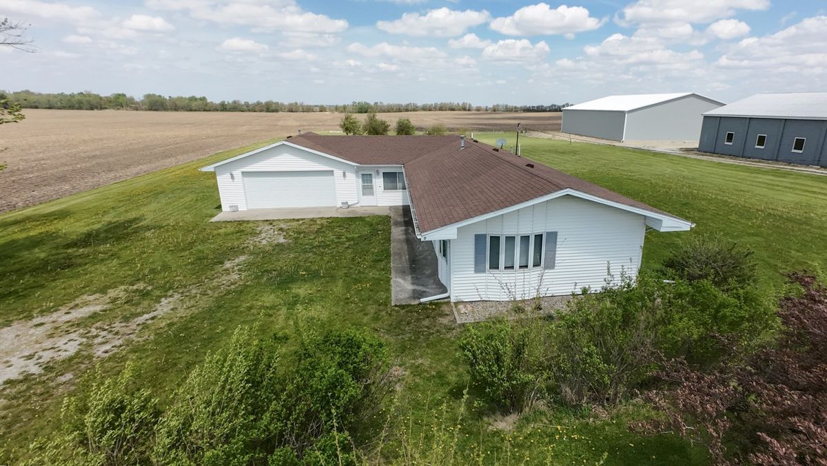 33879 800 Road, Chatsworth, IL 60921