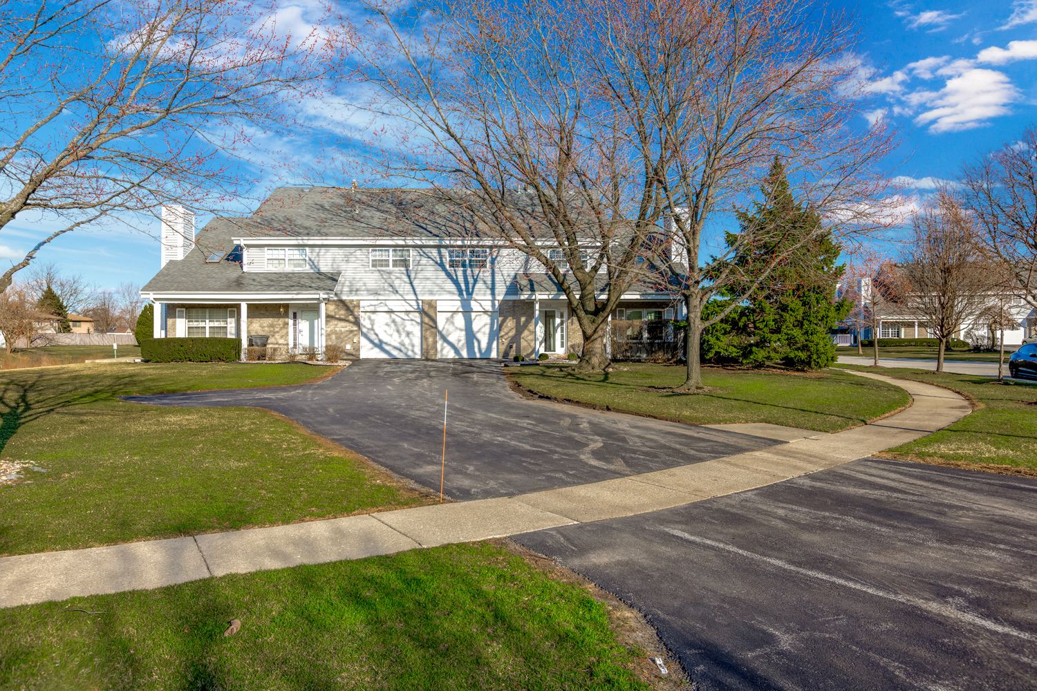 7114 Olde Gatehouse Road — Tinley Park, IL 60477