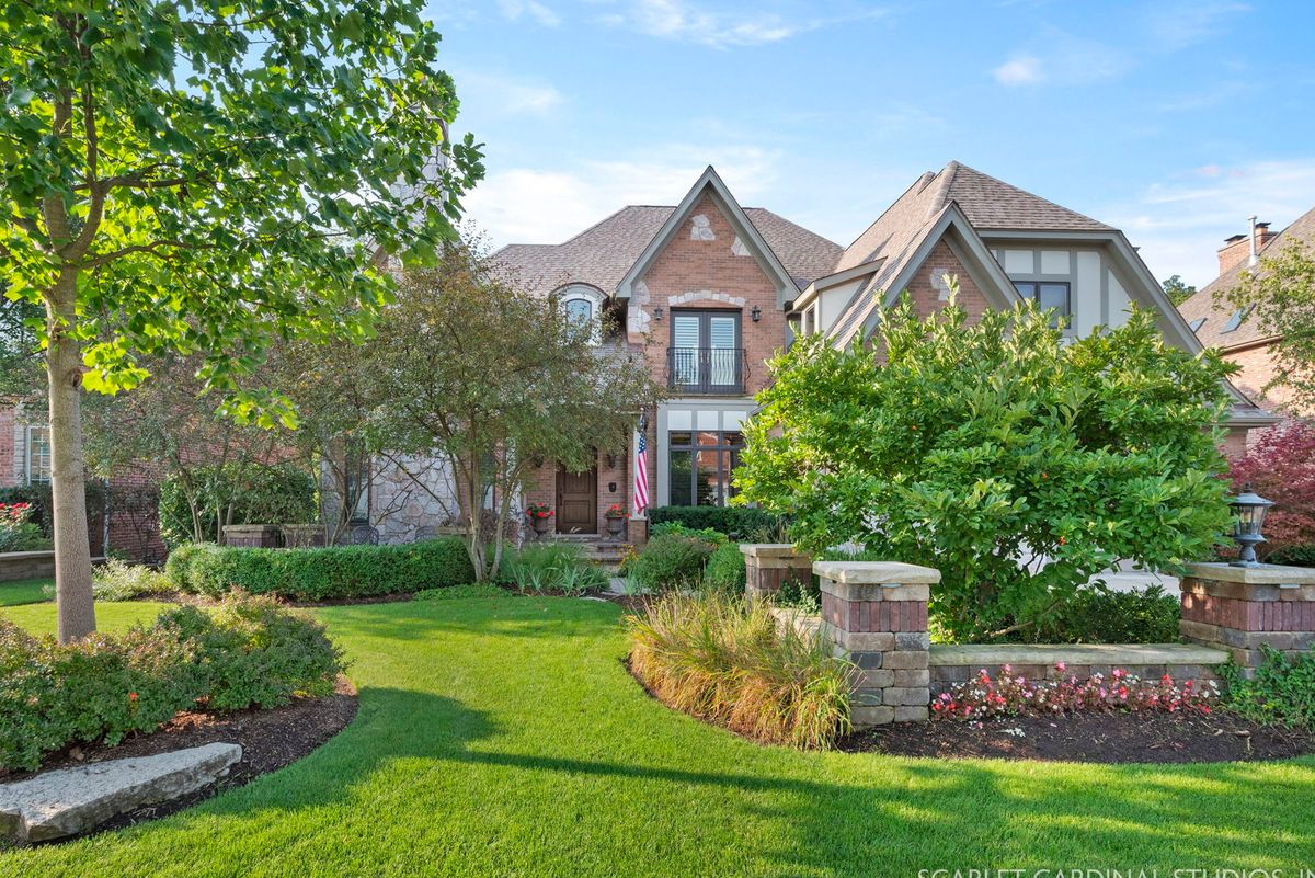 32 Baker Lane, Naperville, IL 60565
