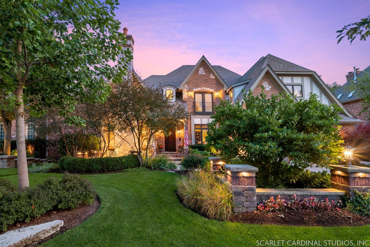 32 Baker Lane, Naperville, IL 60565