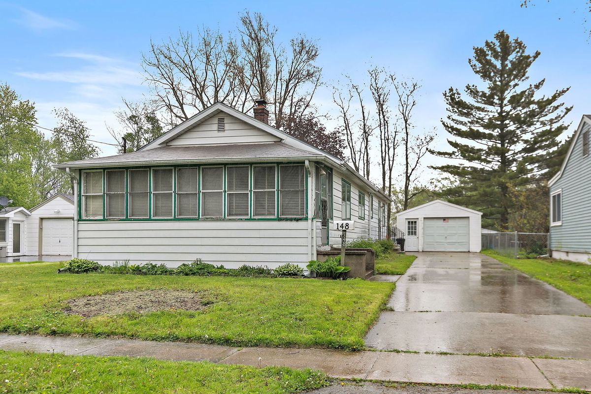 148 Holly Street, DeKalb, IL 60115