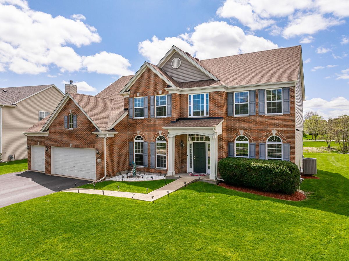 329 Chick Evans Street, Bolingbrook, IL 60490