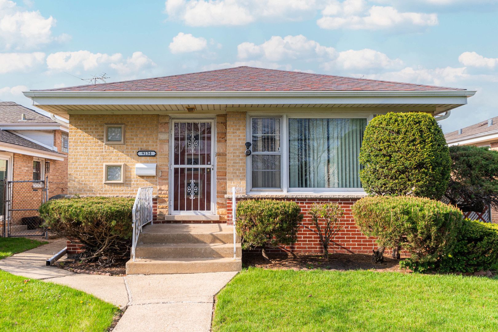 9134 Chestnut Avenue — Franklin Park, IL 60131