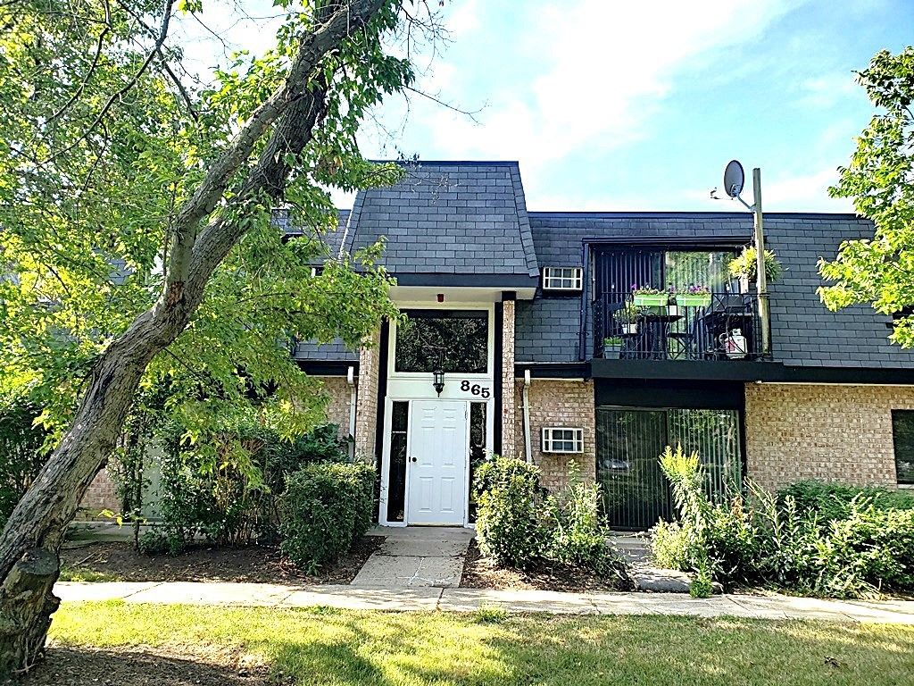 865 WESTMORELAND Drive, Vernon Hills, IL 60061