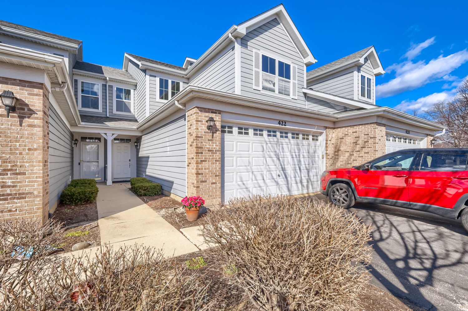 422 Victoria Lane — Elgin, IL 60124