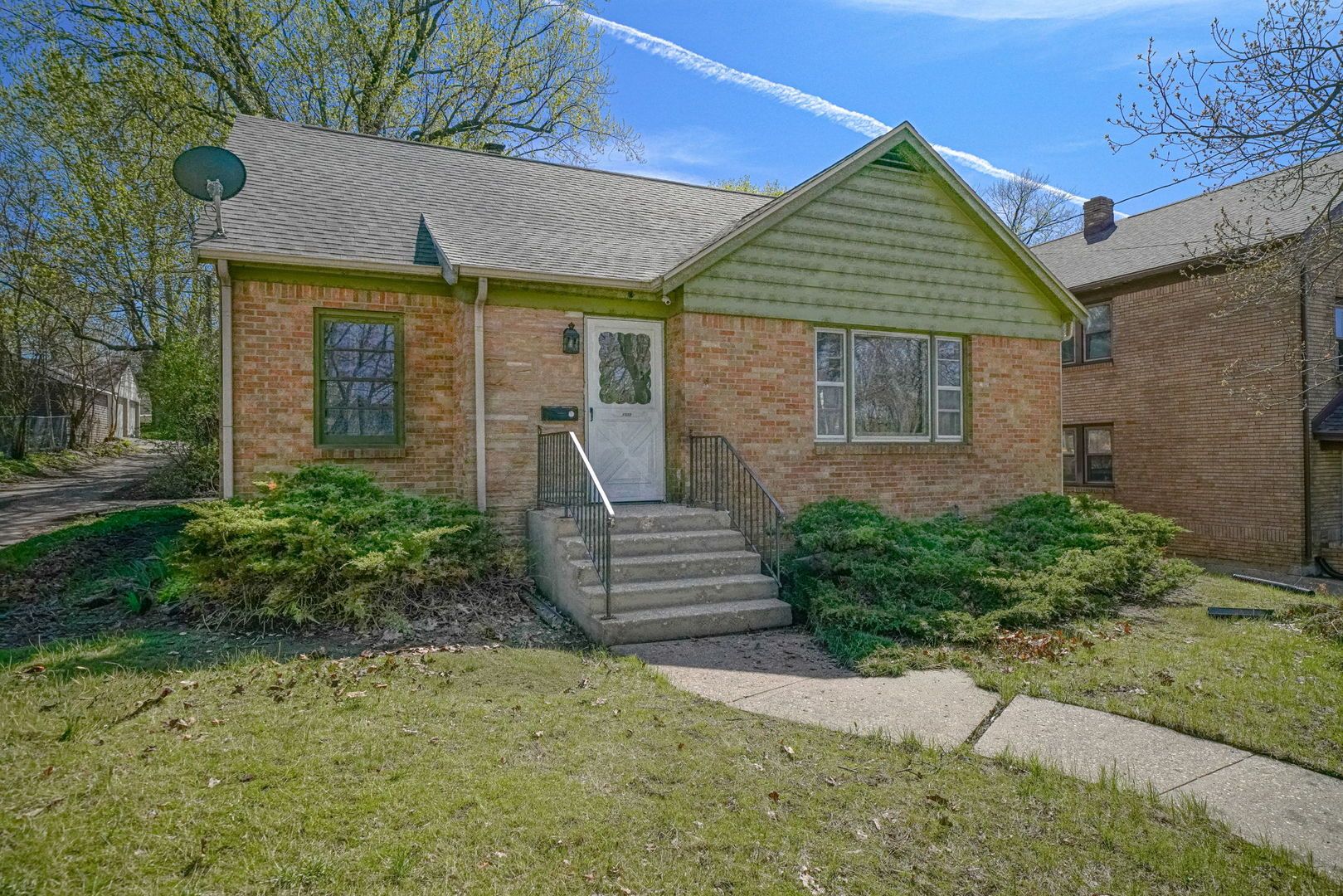 1529 Benton Street — Rockford, IL 61107
