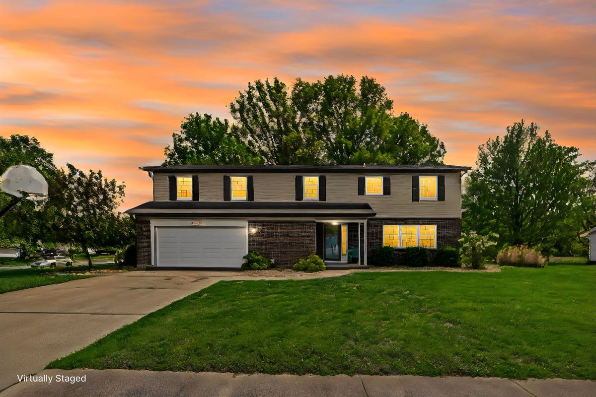 4401 Woodglen Lane, Mt Vernon, IL 62864