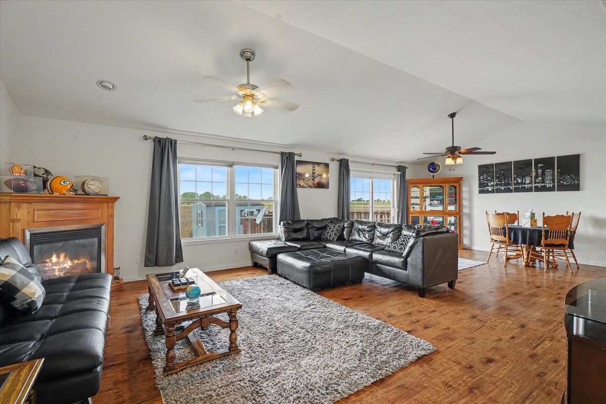 2705 Fieldcrest Drive, Urbana, IL 61802