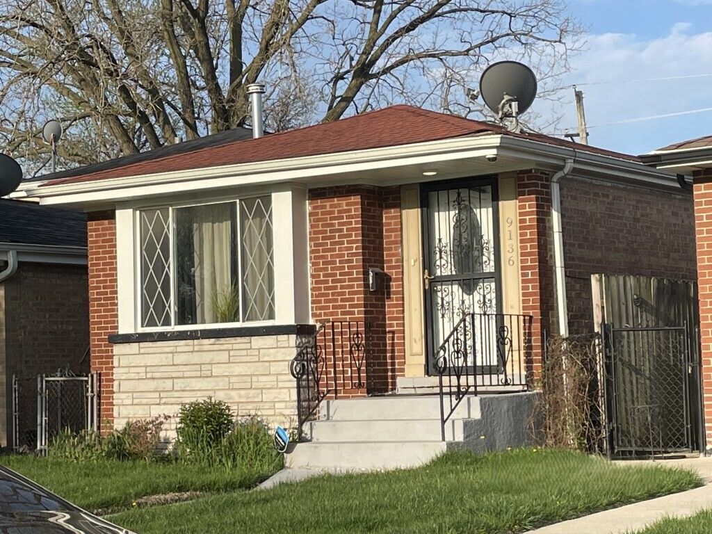 9136 Eggleston Avenue, Chicago, IL 60620