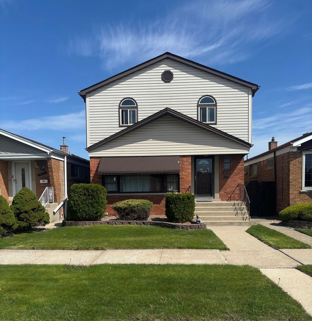 5818 W 60th Street — Chicago, IL 60638