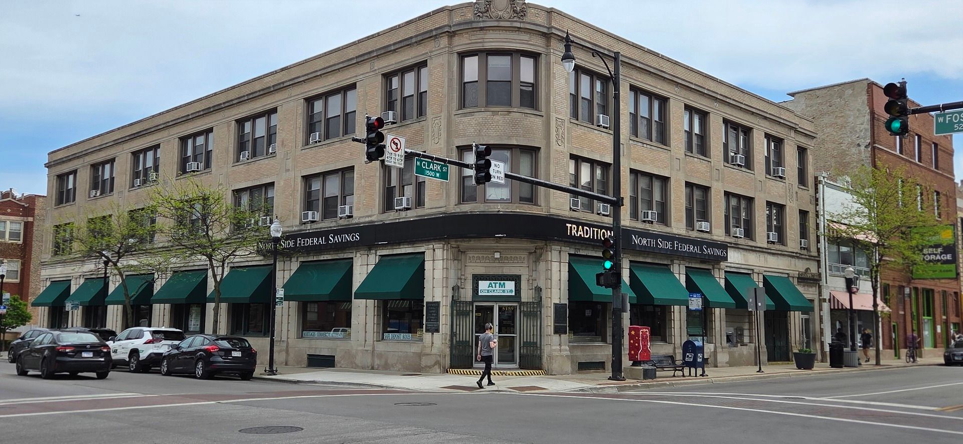 5159 N Clark Street — Chicago, IL 60640