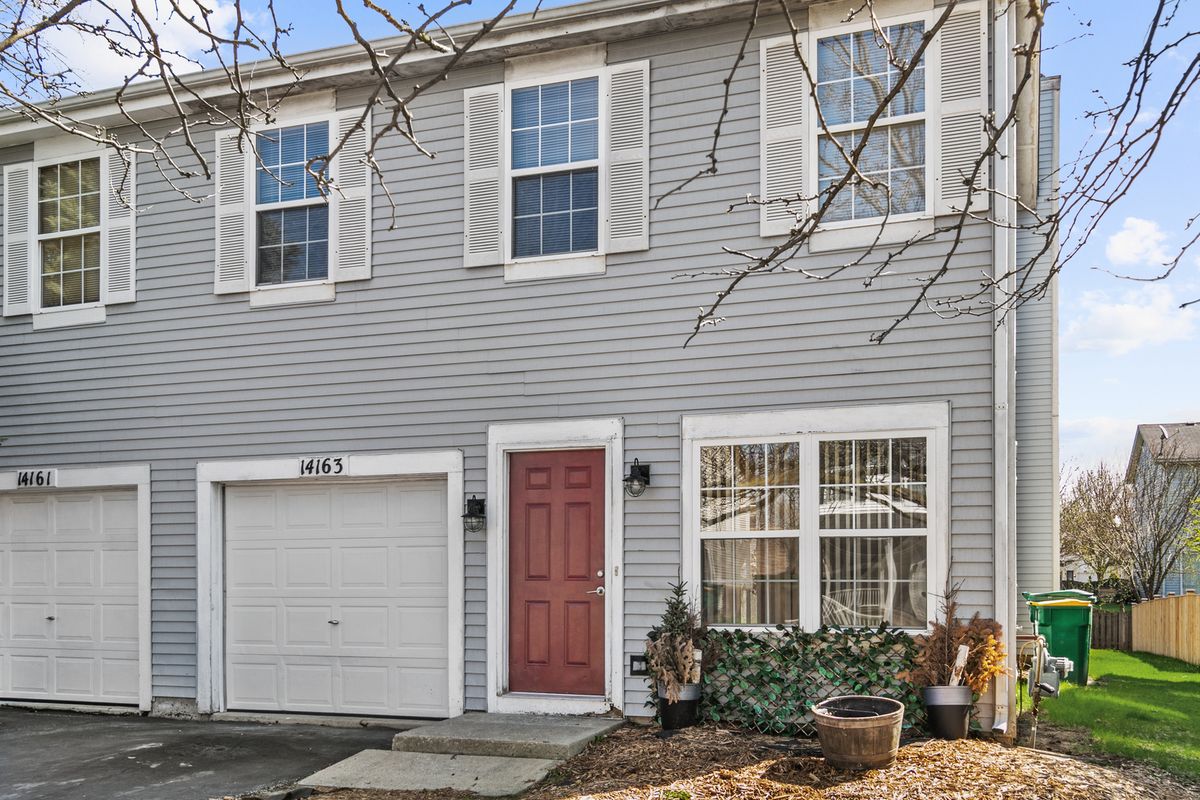 14163 Napa Circle Drive, Plainfield, IL 60544