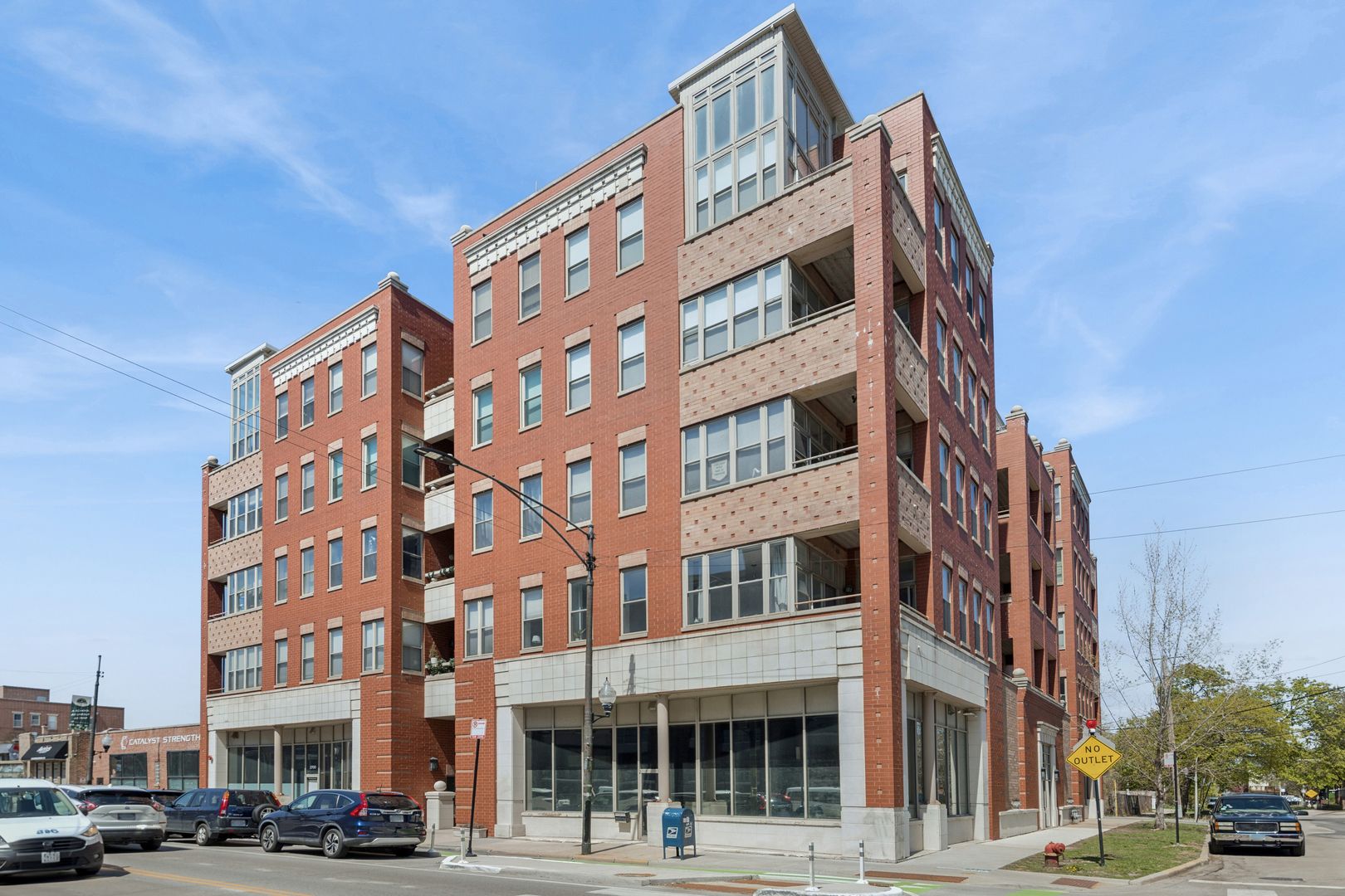 2700 W Belmont Avenue #507 — Chicago, IL 60618