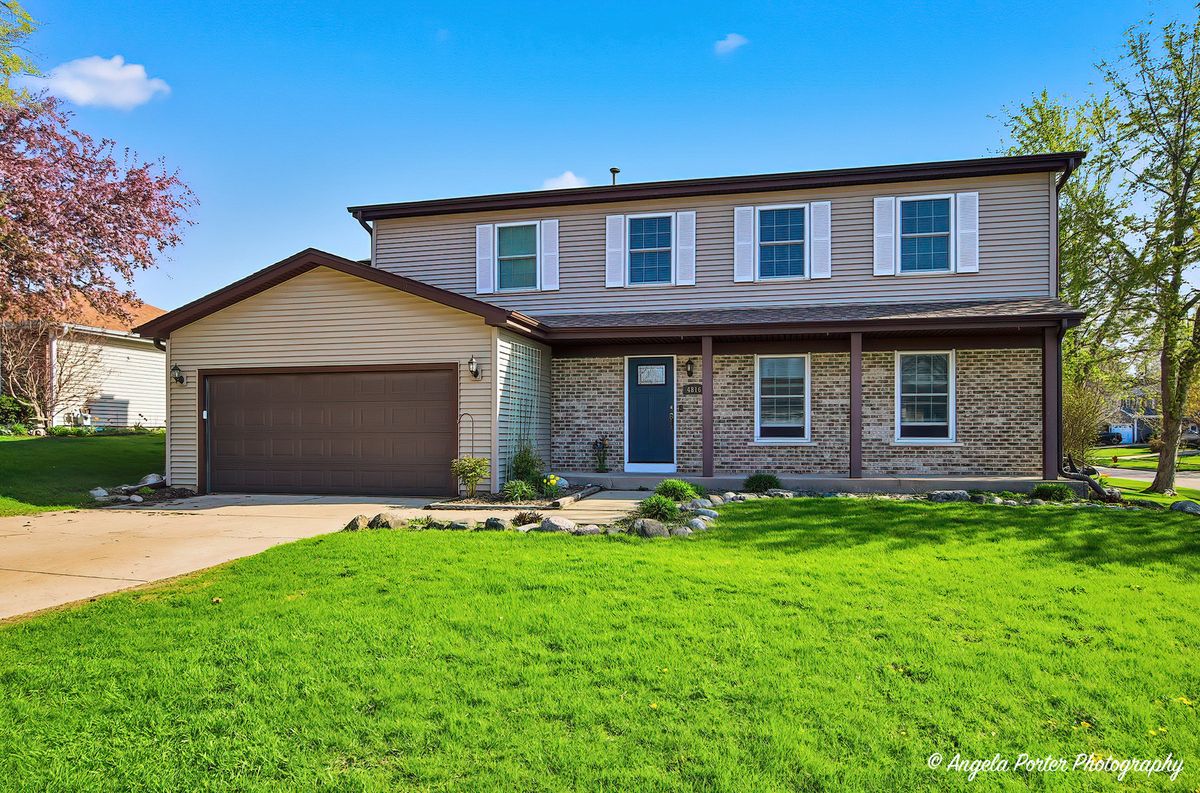 4816 Courtland Trail, McHenry, IL 60050
