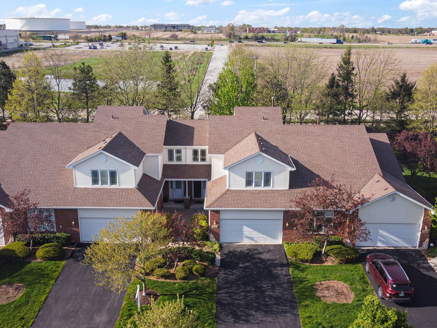 10802 Canterbury Drive — Mokena, IL 60448