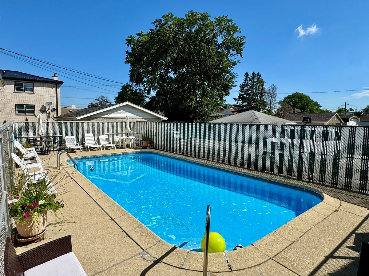 1247 S Mannheim Road #3, Westchester, IL 60154