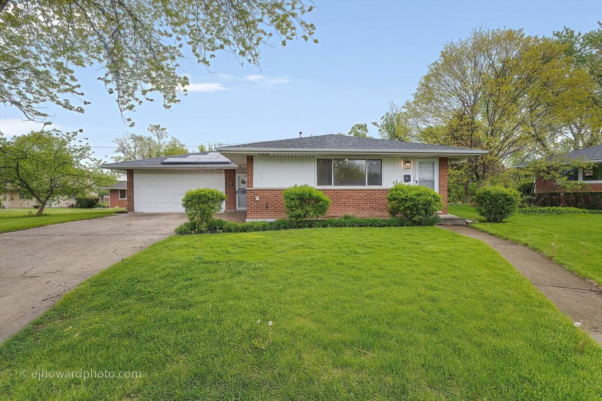 431 Millers Road, Des Plaines, IL 60016