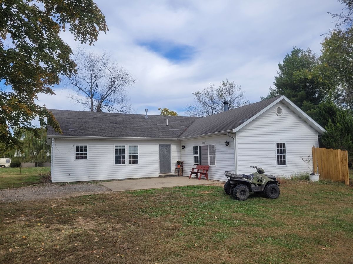 10270 N Reynolds Lane, Mt Vernon, IL 62864