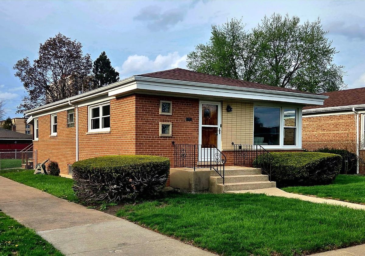4360 78th Street, Chicago, IL 60652