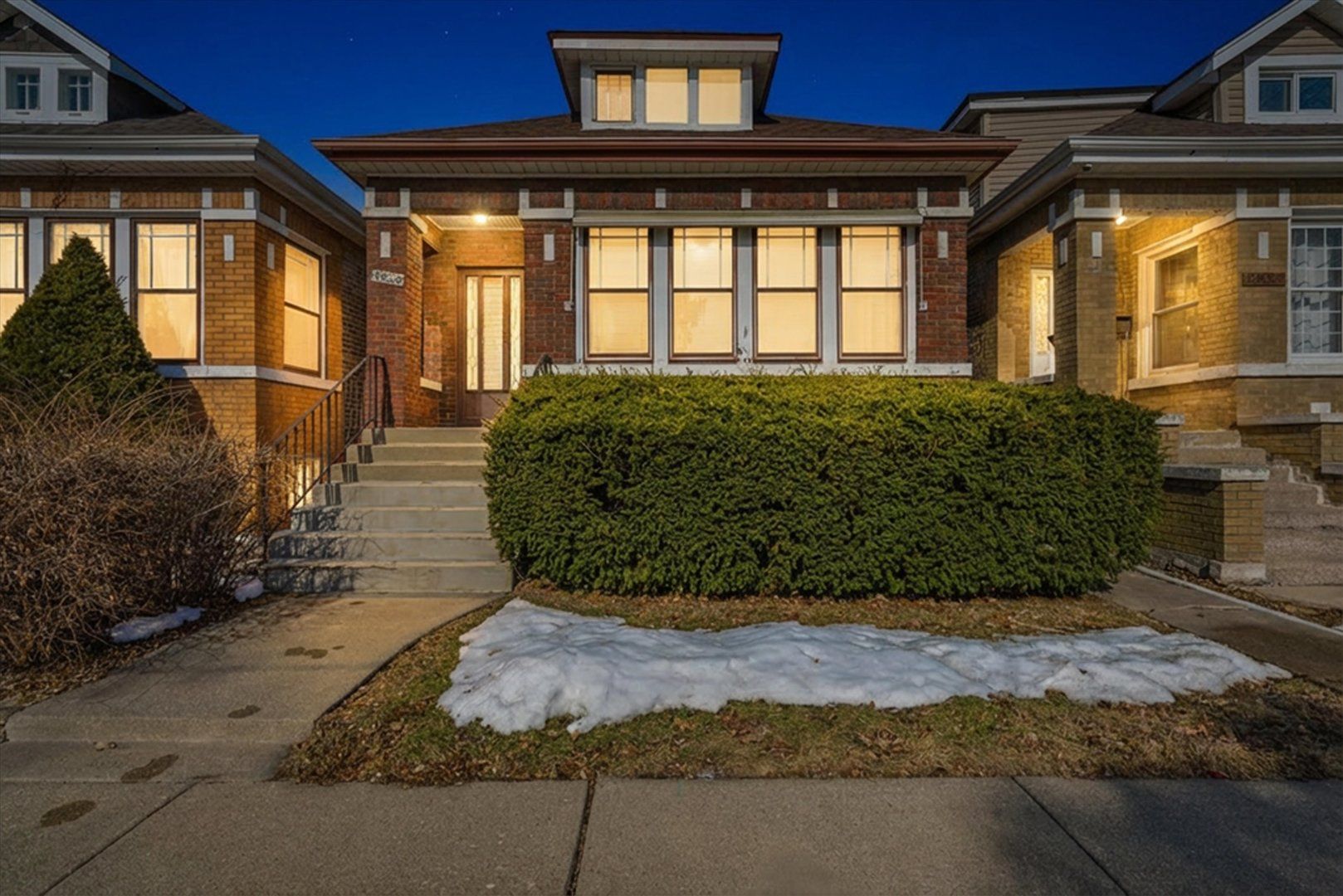3822 W 64th Street — Chicago, IL 60629