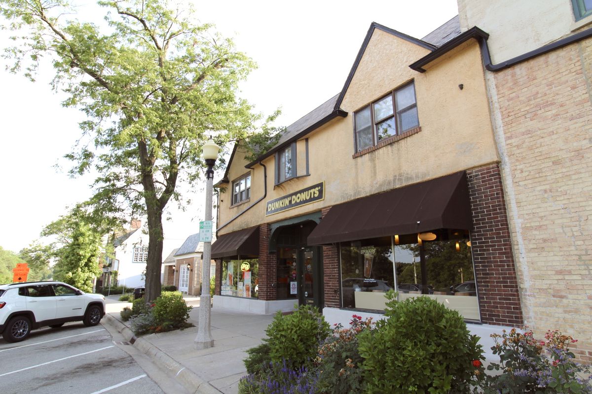 622 Western Avenue, Lake Forest, IL 60045