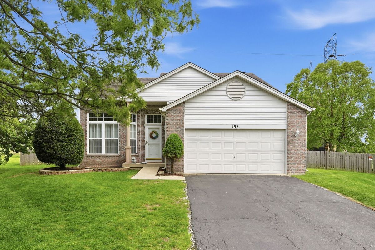 195 Briarcliff Court, Romeoville, IL 60446