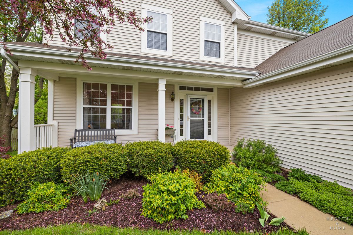 501 Deer Run Road, Lakemoor, IL 60051