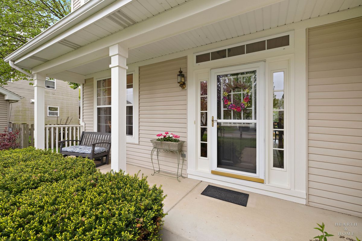 501 Deer Run Road, Lakemoor, IL 60051