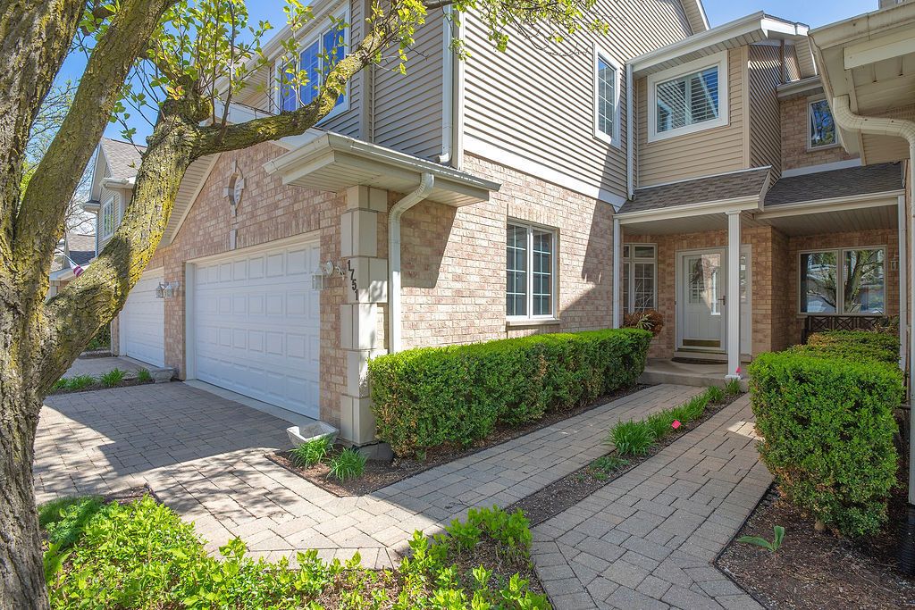 1751 Park Ridge Point — Park Ridge, IL 60068