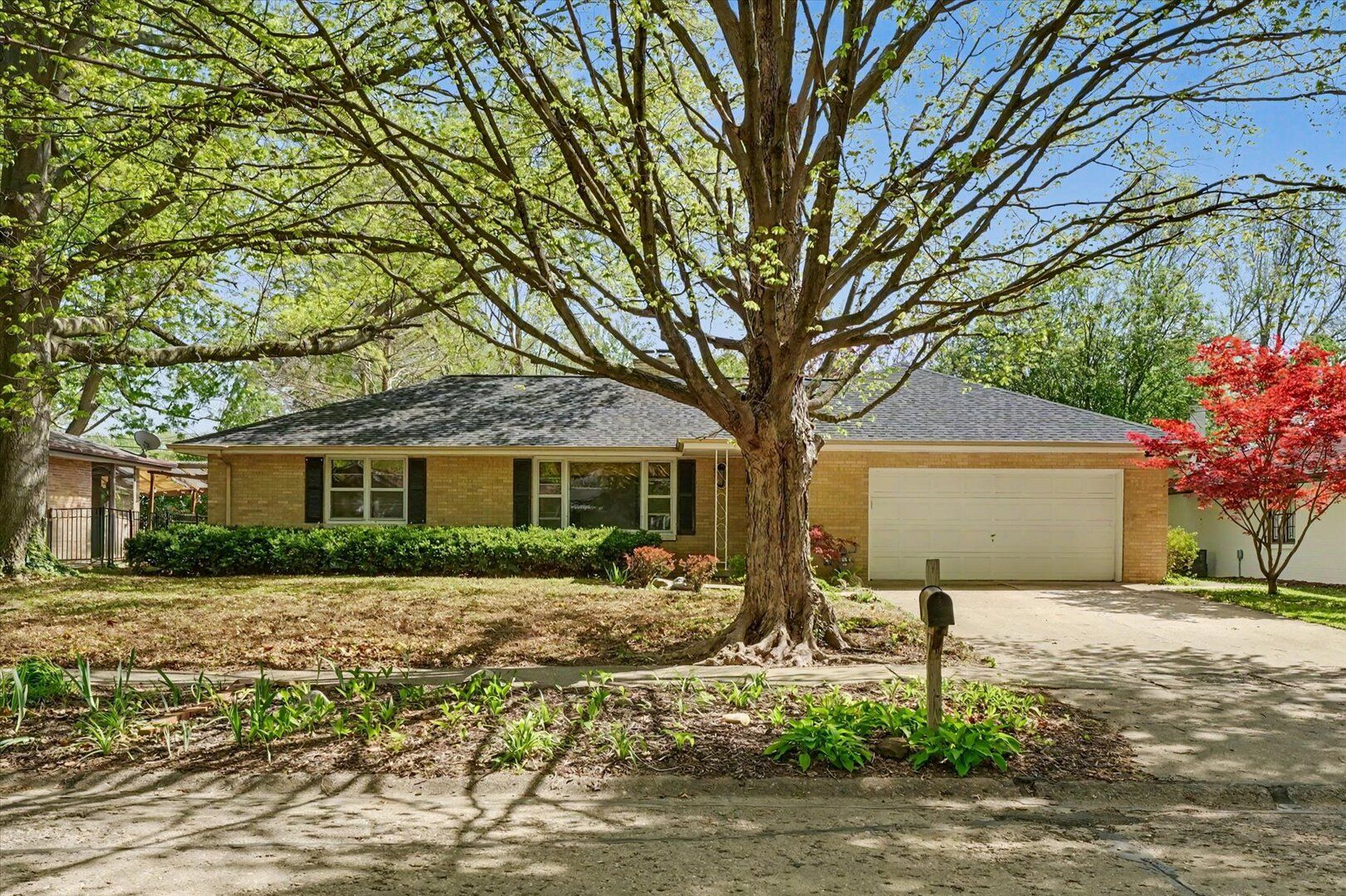 1105 Foothill Drive — Champaign, IL 61821