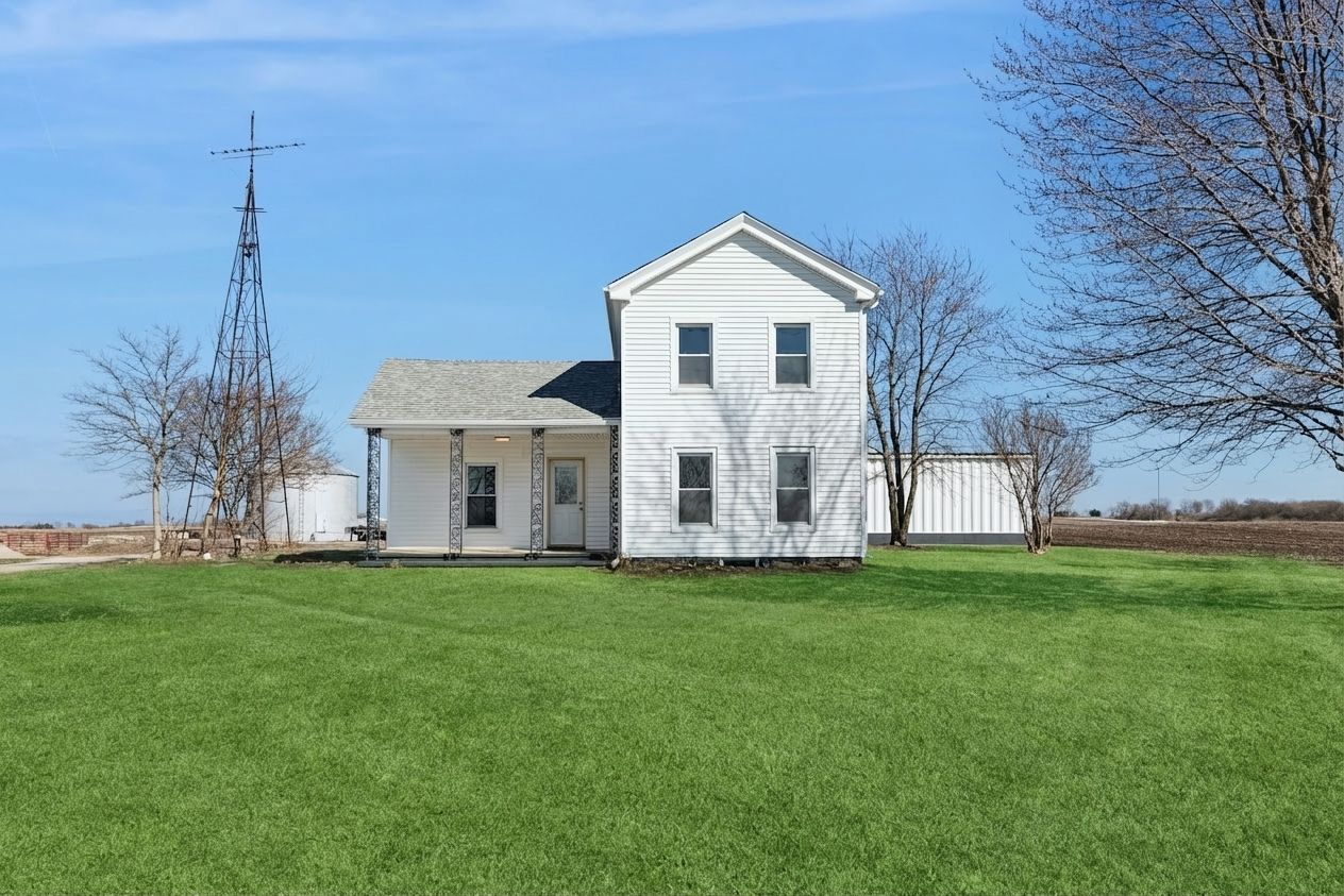 3292 E 24th Road — Marseilles, IL 61341