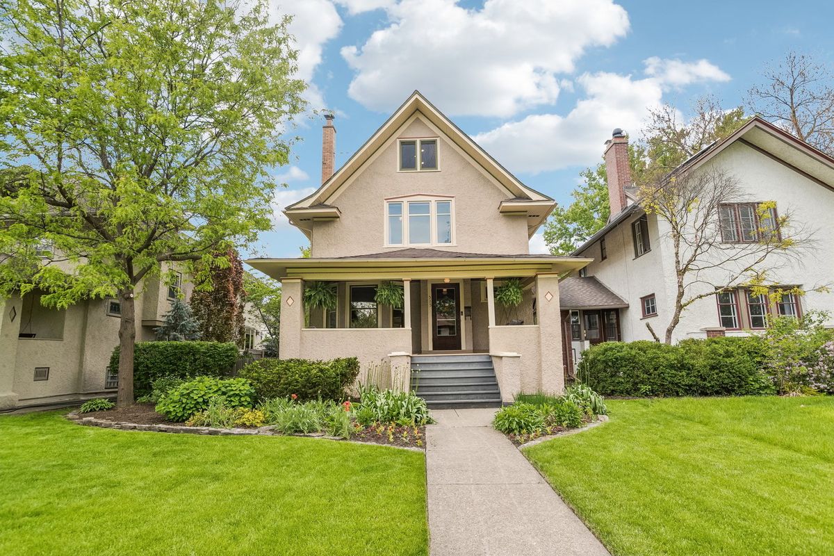515 Elmwood Avenue, Oak Park, IL 60302