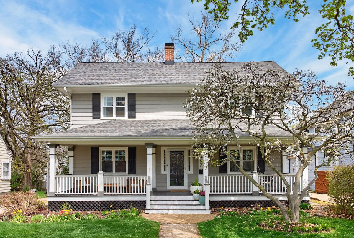 607 Evergreen Street, Wheaton, IL 60187