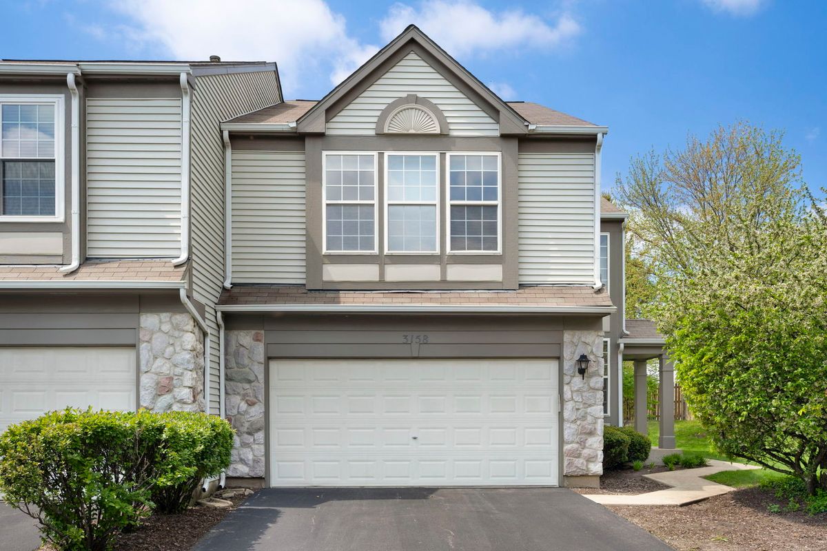 3158 Ollerton Avenue, Aurora, IL 60502