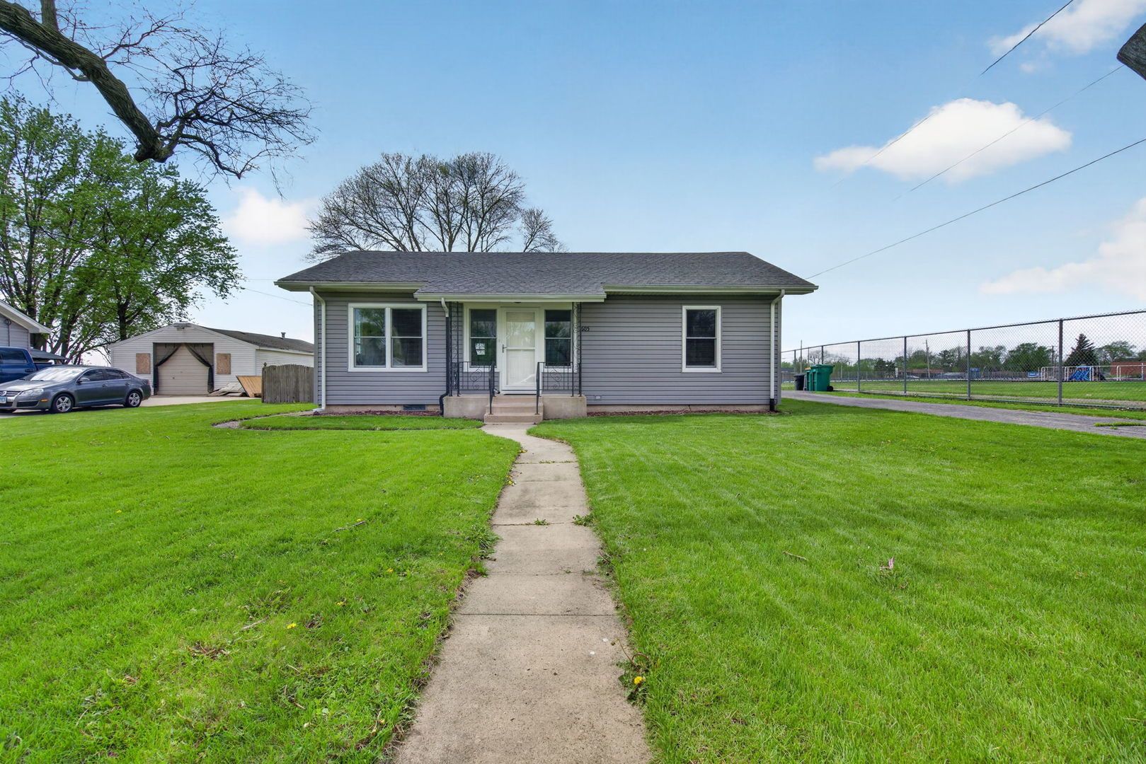 605 S Eastern Avenue — Manhattan, IL 60442