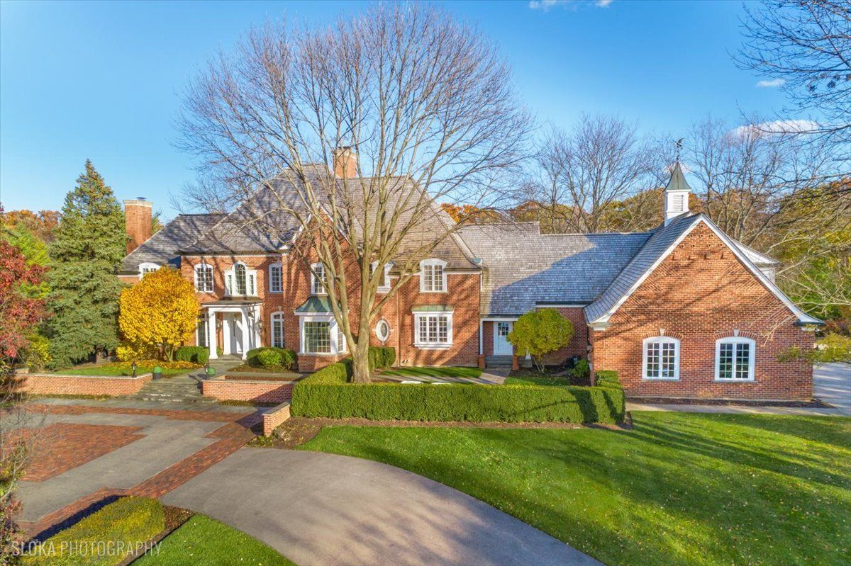 361 Ridge Road, Barrington Hills, IL 60010