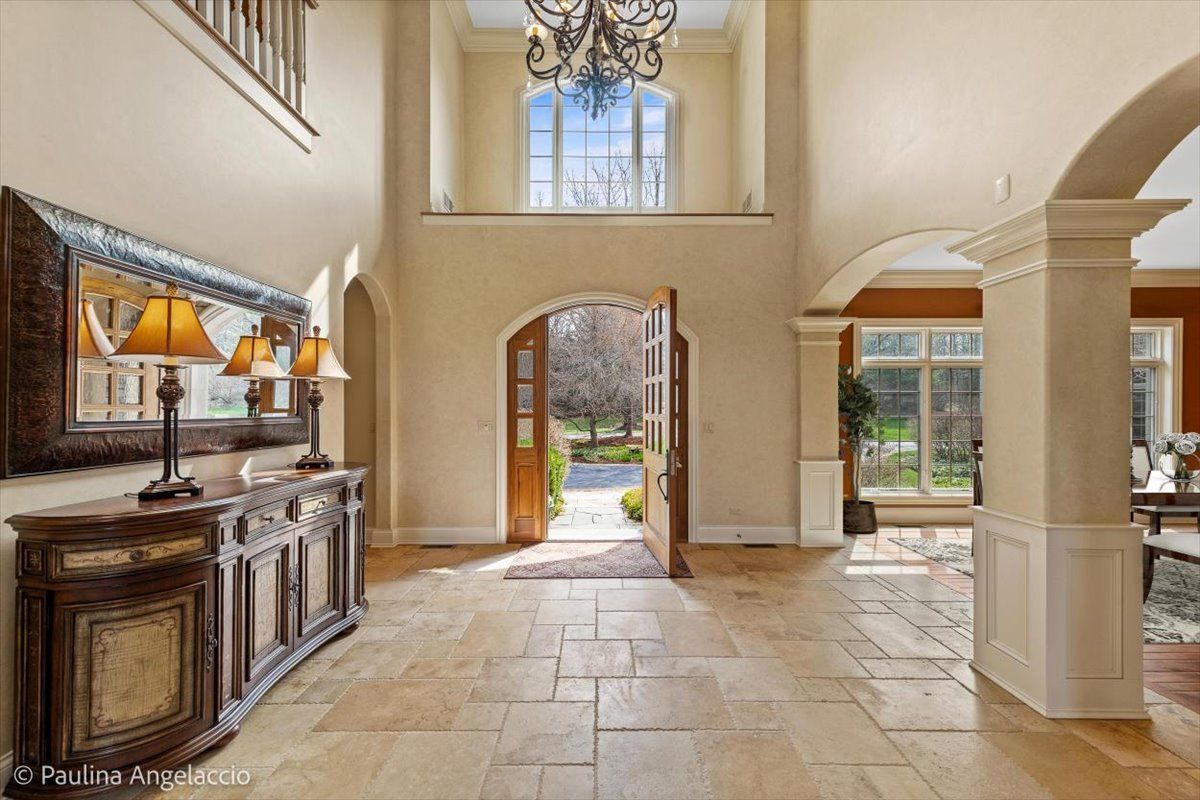 419 N Valley Hill Road, Bull Valley, IL 60098