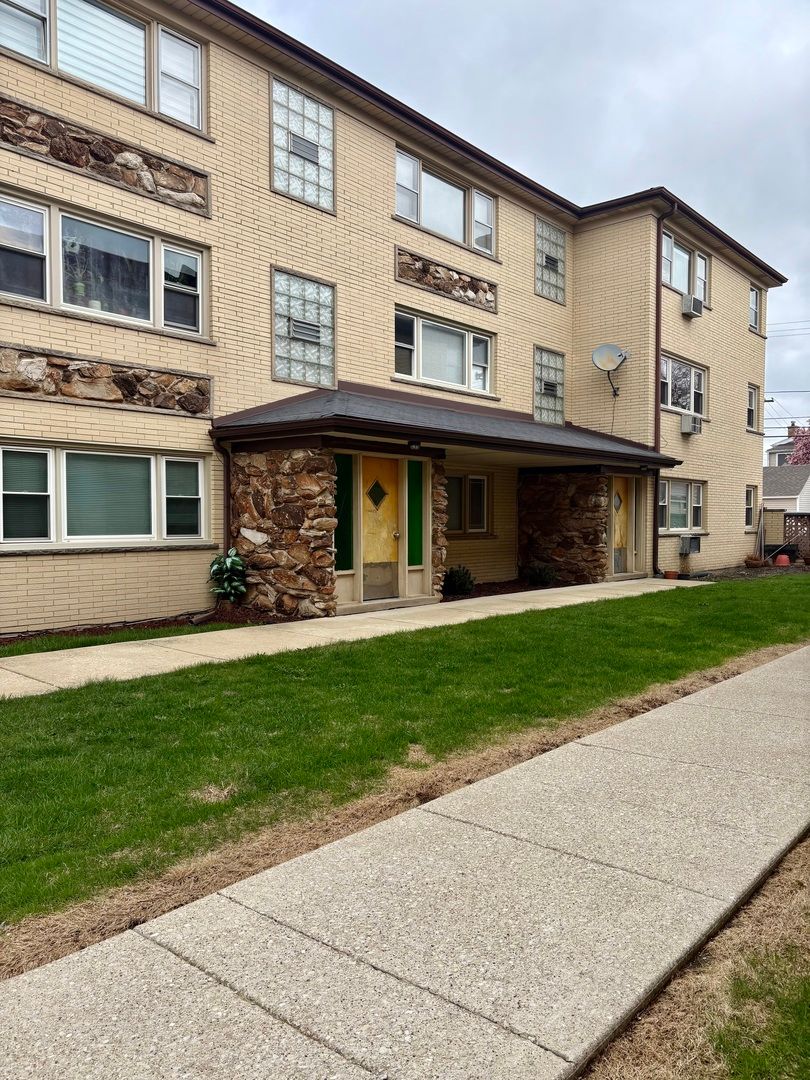 3143 Nashville Avenue, Chicago, IL 60634