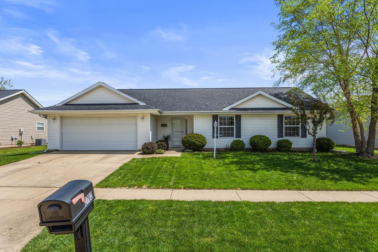 2702 Milford Drive — Urbana, IL 61802