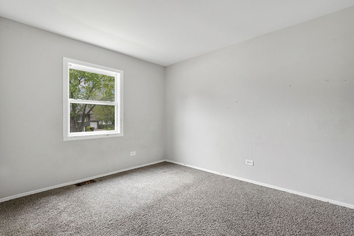 22147 E Churchill Drive, Richton Park, IL 60471