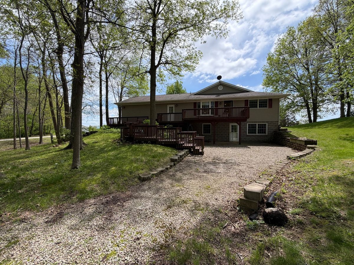 8507 Hickory Hills Drive, Fenton, IL 61251
